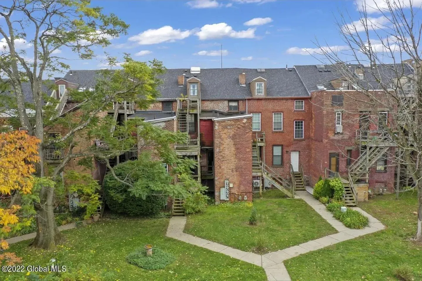 1 bed, 520 sqft, $1,100 — Photo 2