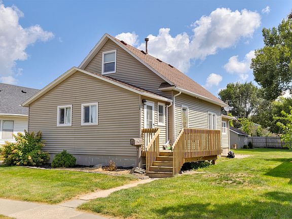 2nd image of 329 4th St