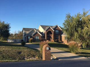 149 River Run Dr, Lancaster, KY 40444
