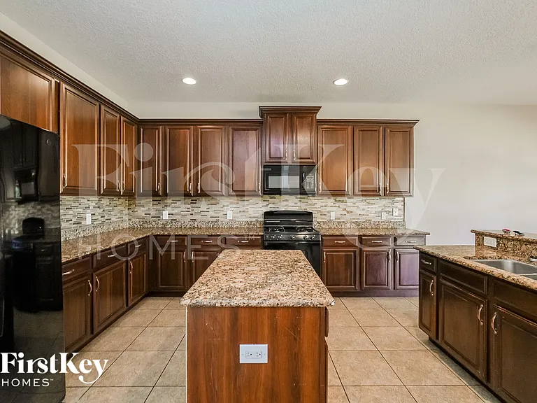 20618 Whitebud Ct — Photo 5