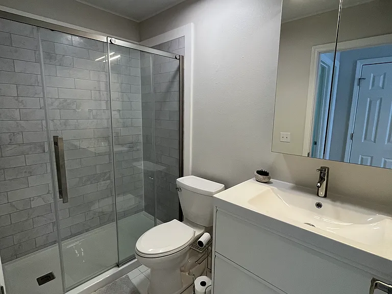 1354 Redwood Ln — Photo 5