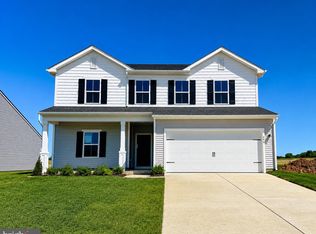 496 Valor Ln, Martinsburg, WV 25405