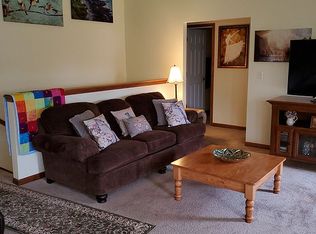519 Carrington Ln, Valparaiso, IN 46385