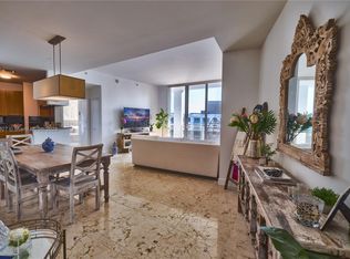901 Brickell Key Blvd APT 3301, Miami, FL 33131