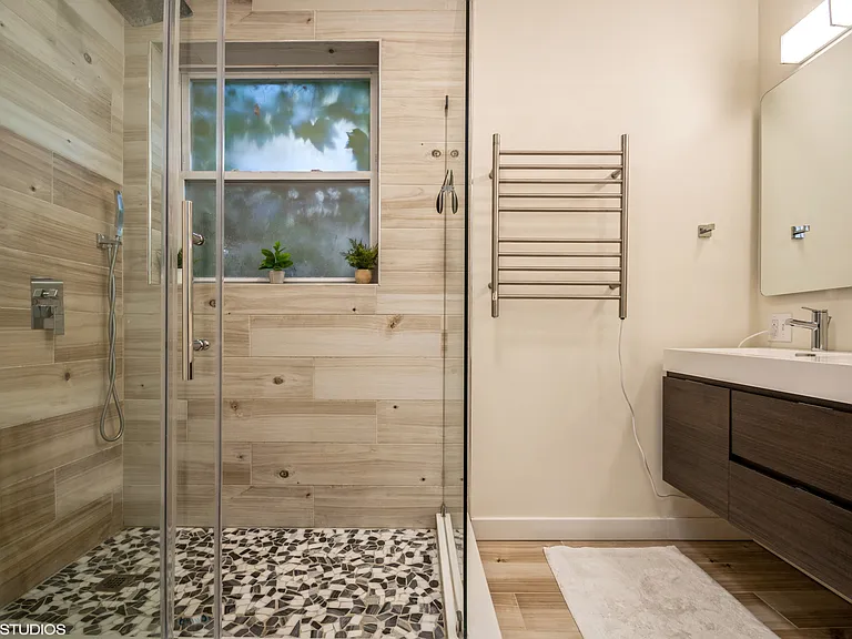 647 Asbury Ave #2 — Photo 3