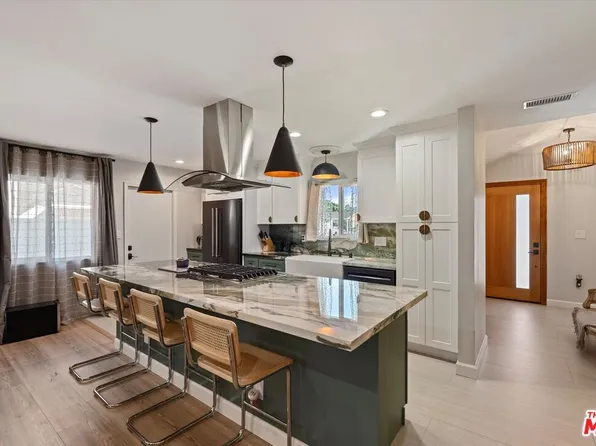 937 E 222nd St, Carson, CA 90745