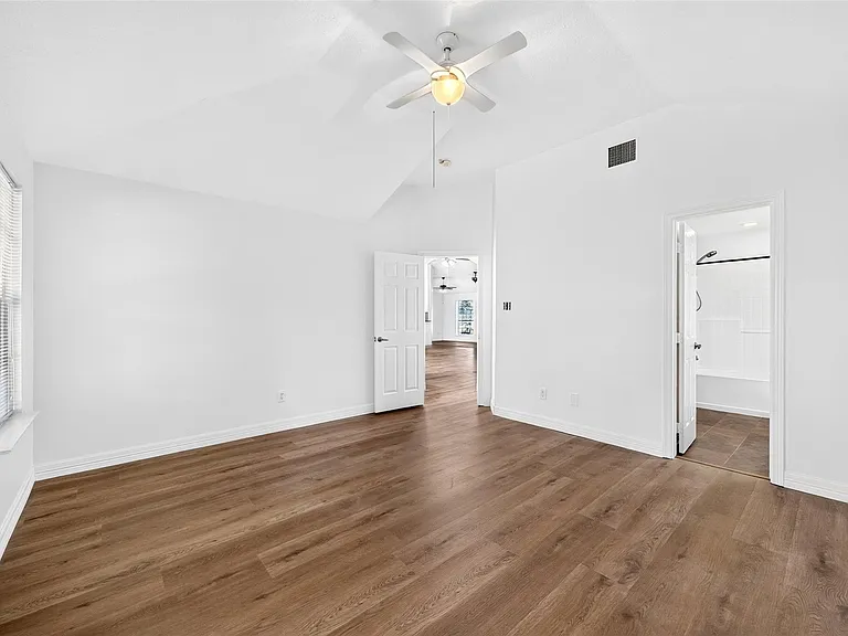 15307 Flemington Ave — Photo 23