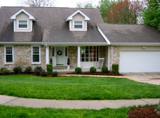 756 Bent Brook Rd, Saint Louis, MO 63122