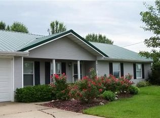 8720 Warsaw Rd, Dry Ridge, KY 41035