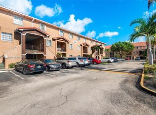 17425 NW 75th Pl APT 106, Hialeah, FL 33015