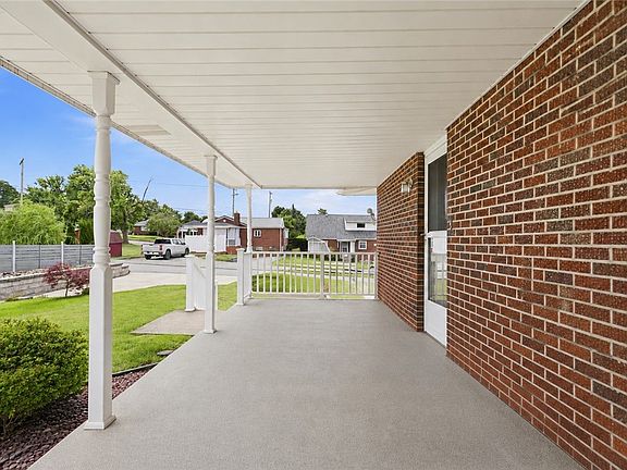 2nd image of 1216 11th Ave