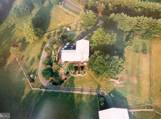 8816 Woodward Rd, Marshall, VA 20115