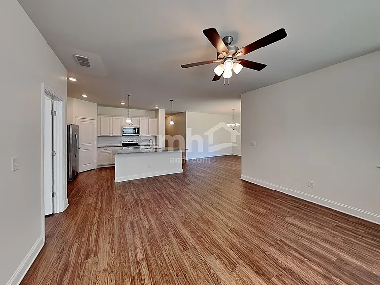 7068 Creeksong Dr — Photo 8