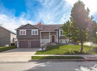 3239 Huntington Rd, Lawrence, KS 66049