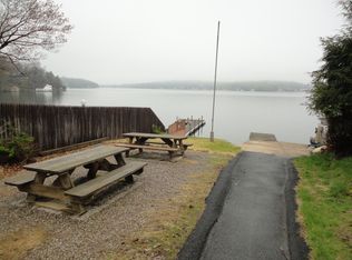 15 Central Ave, Hopatcong, NJ 07843