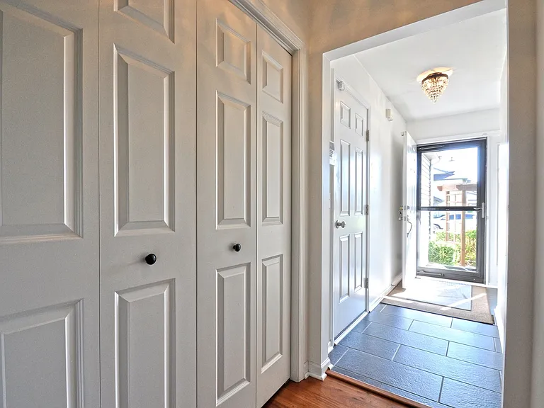 6021 Cottage Cir — Photo 5