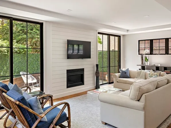 34 Prentiss #34R, Boston, MA 02108
