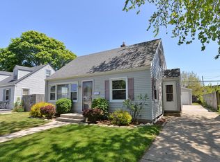 2305 Hamilton Ave, Racine, WI 53403