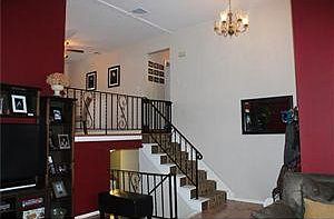 1st image of 221 Melville Dr