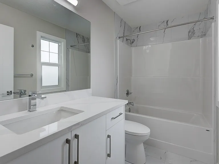 194 Kinniburgh Cres #194 — Photo 32