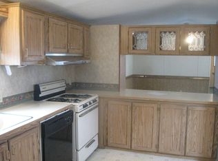 99 Poplar Way, Yoder, IN 46798