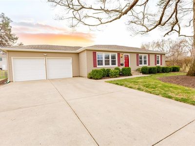 10241 Woodson Dr, Overland Park, KS, 66207