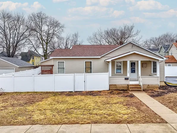 1125 Guion St, Ottawa, IL 61350