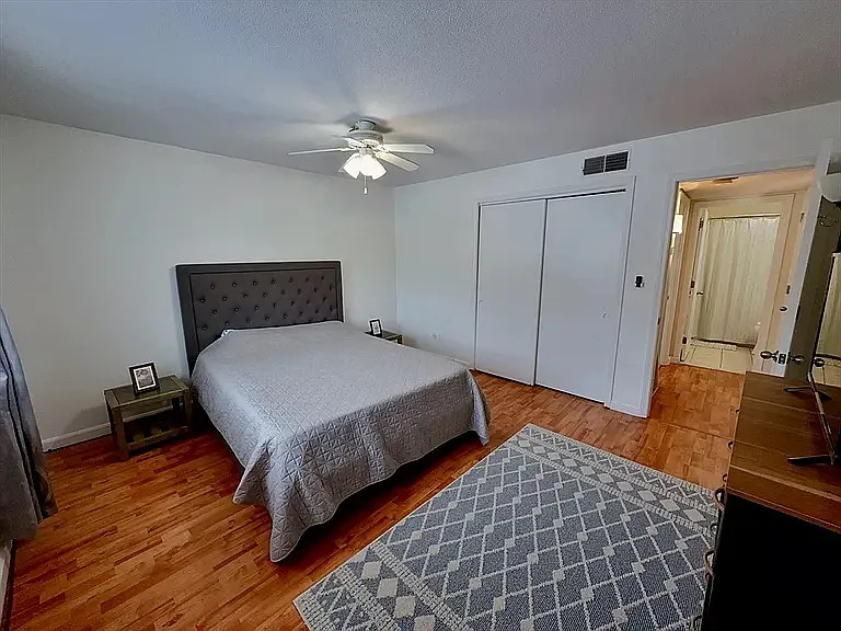 176 Maple Ave #7-21 — Photo 8