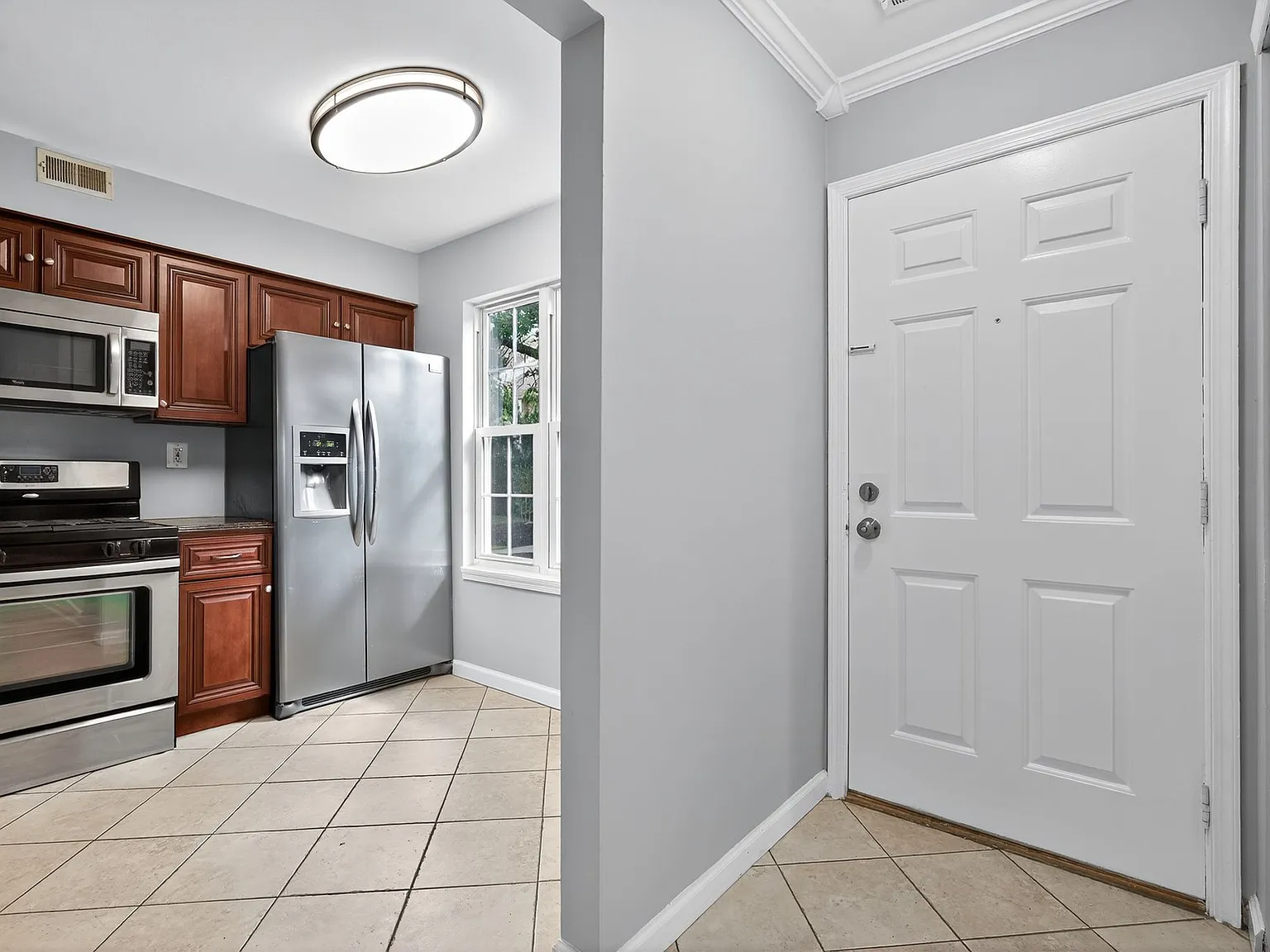 803 Aberdeen Lane - 1 — Photo 1