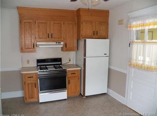 121 Harpers Ferry Rd, Waterbury, CT 06705