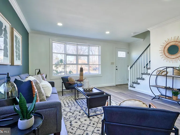 701 Platinum Ave — Photo 6