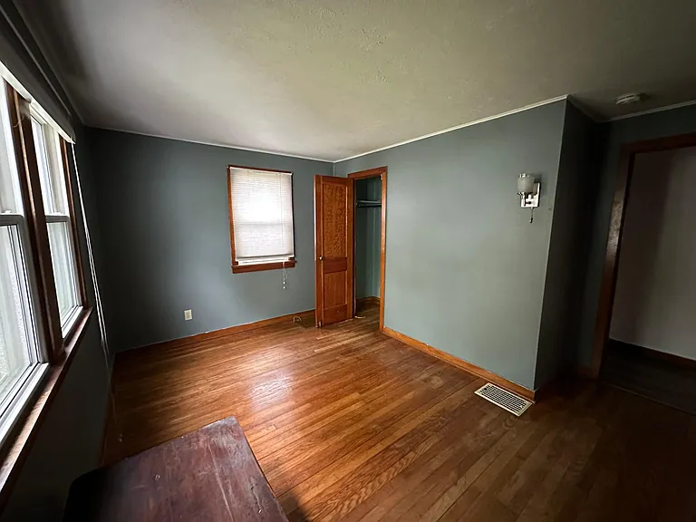 3225 Philmore Ave — Photo 16