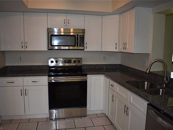 3rd image of 1311 SE 24th St