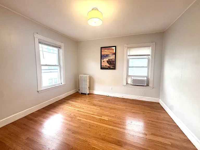 16 Smythe St #3 — Photo 12