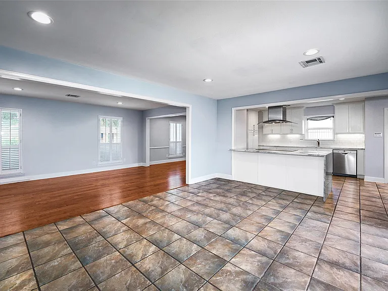3415 Freshmeadows Dr — Photo 11