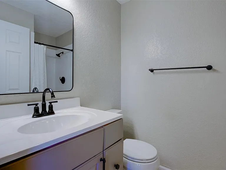 12293 Sailwinds Dr #203 — Photo 27