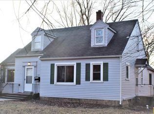 426 Broad St, Warrensburg, MO 64093