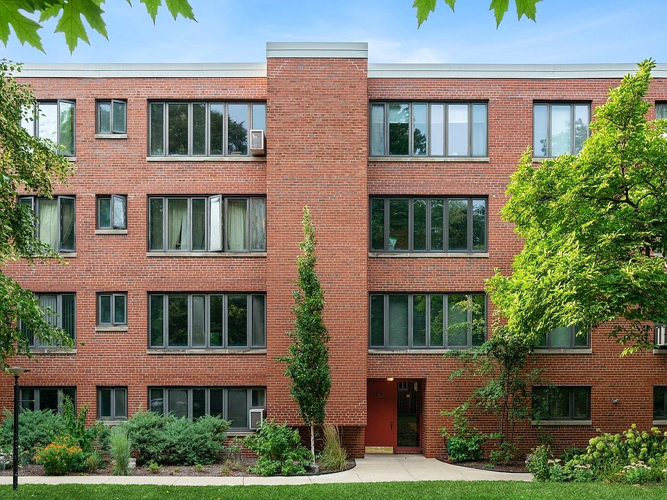 1st image of 5512 S Woodlawn Ave #102-204