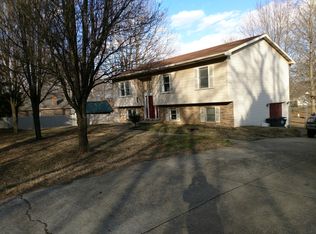 620 S Burkhardt Rd, Evansville, IN 47715