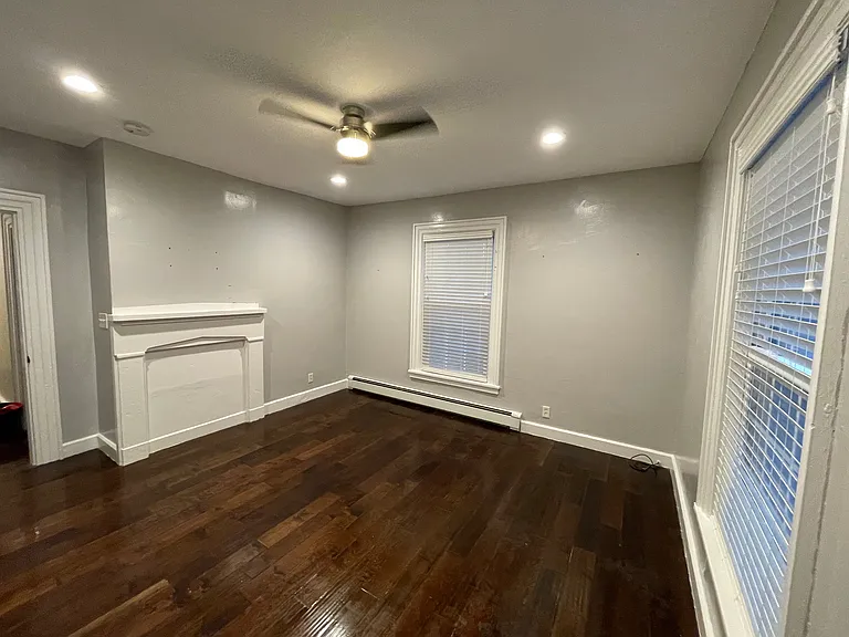 5 Elliot Pl #2 — Photo 9