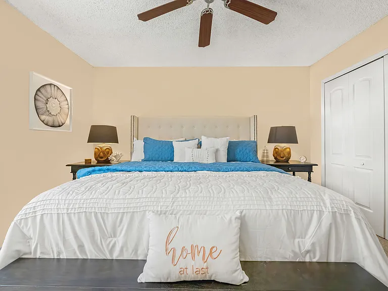 Sun Lake — Photo 13