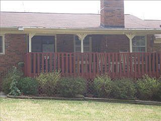 3rd image of 4711 Worden Dr