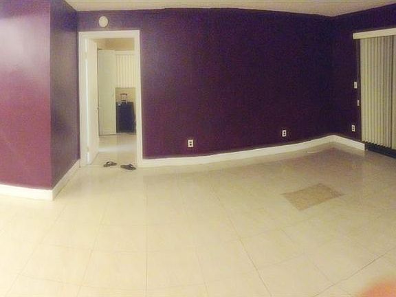 2nd image of 935 NE 199th St APT 108