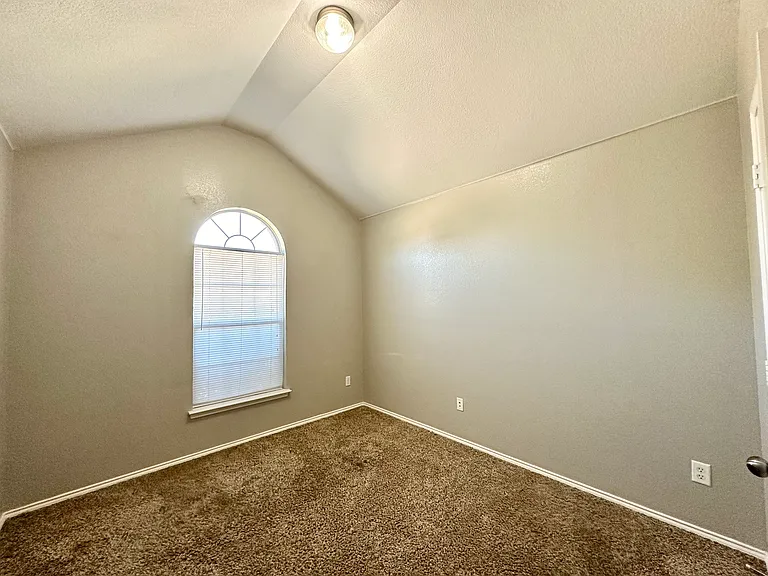 6920 Misty Meadow Ln — Photo 12