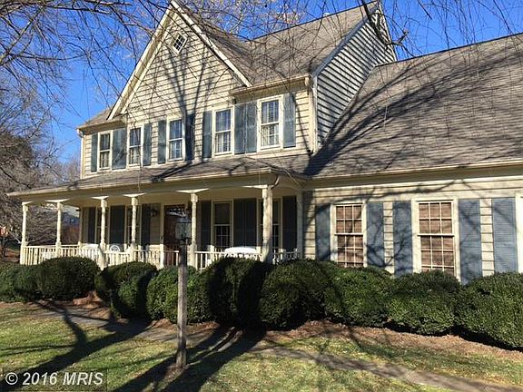 5th image of 7145 Manor House Dr