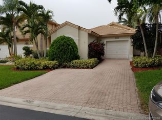 9966 NW 32nd St, Doral, FL 33172