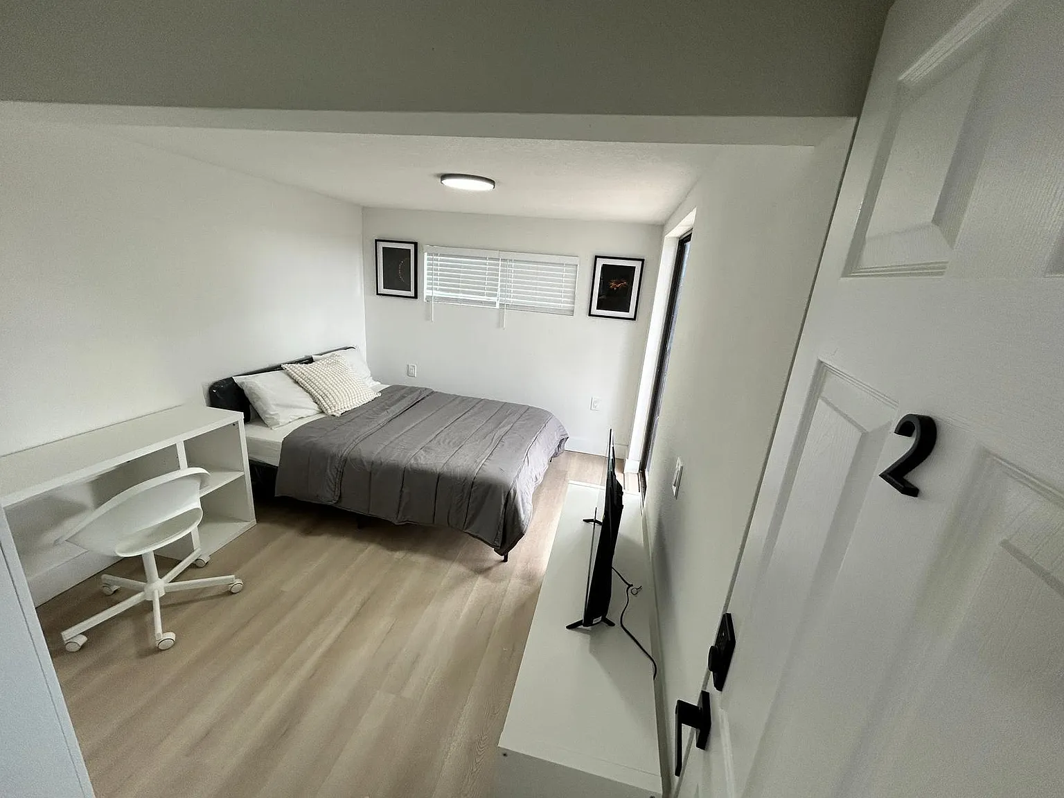 4 bed, 2.5 bath, 1600 sqft, $810 — Photo 1