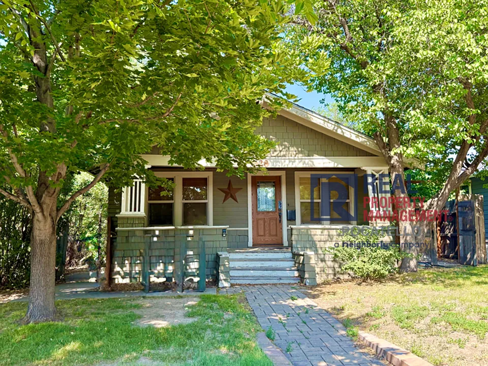 628 S 9th Ave