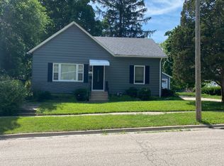 11 Guth St, Dundee, IL 60118