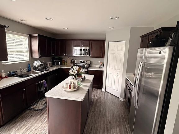 4th image of 3901 Kristen Ct